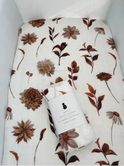 Bloom Swaddle