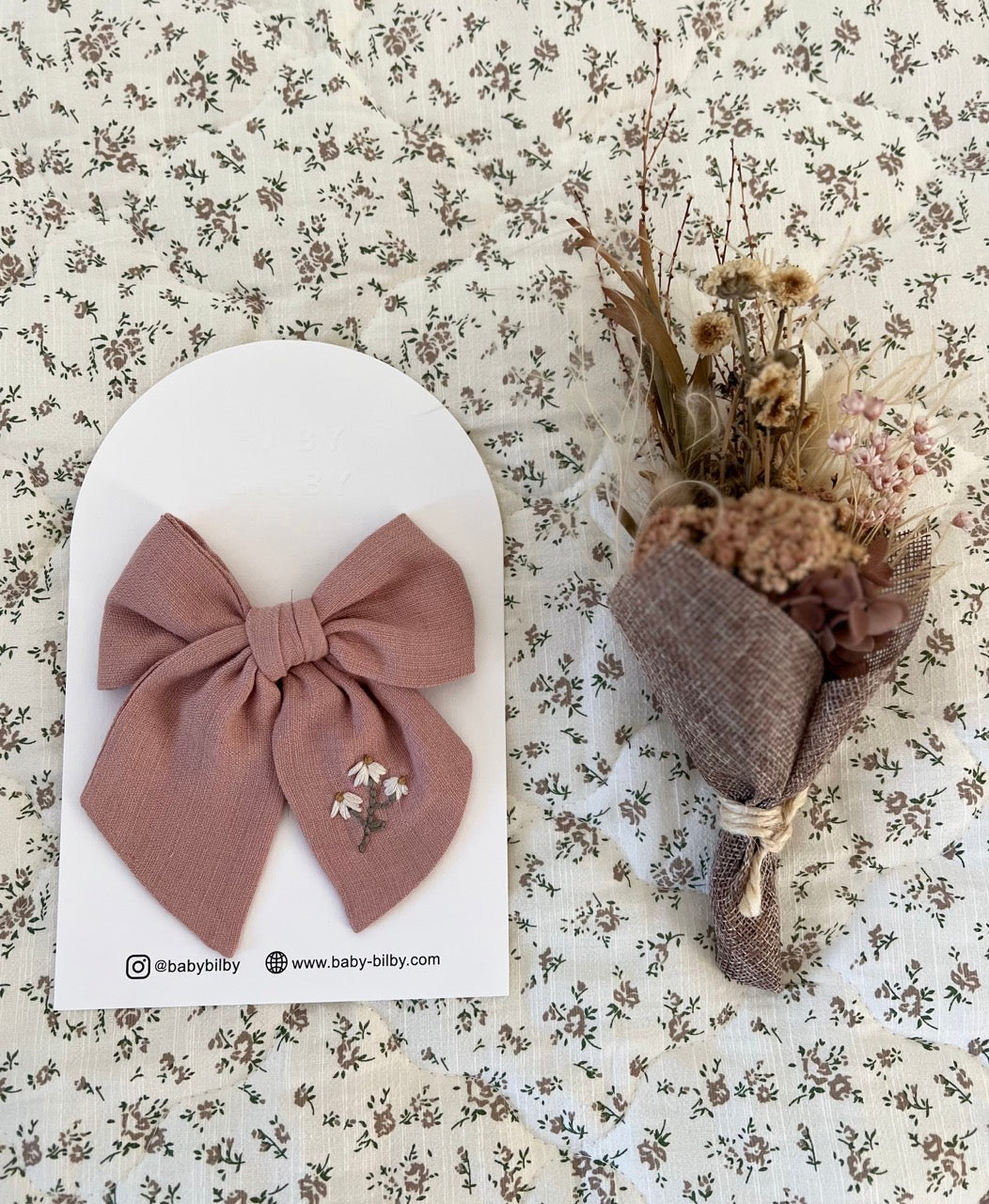 Traditional Embroidered Bow - Cloud Pink
